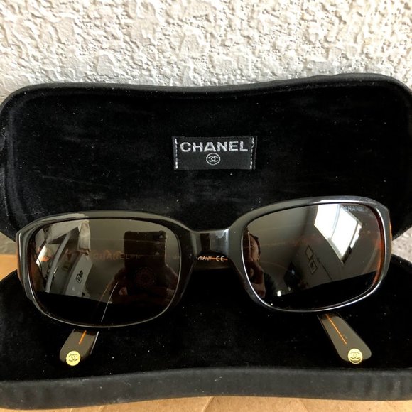 Small Chanel sunglasses - 5010 c.542/93 main image 6